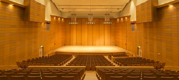 「あなたのステージ発表会」本格的な音響・照明・舞台設備を備えたステージで高校生活の思い出づくり！