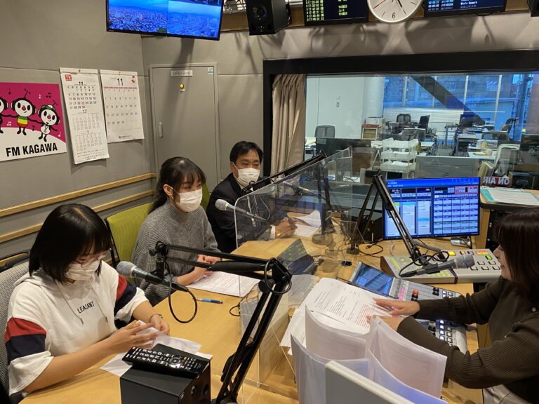 学生が「11/13島キャンin小豆島ーロケ地探検ー」の告知でFM香川に出演しました