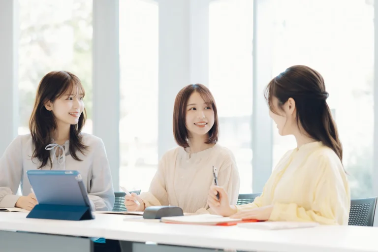 専門職大学とは？大学・専門学校との違いを一覧比較！メリット・デメリットまで徹底解説