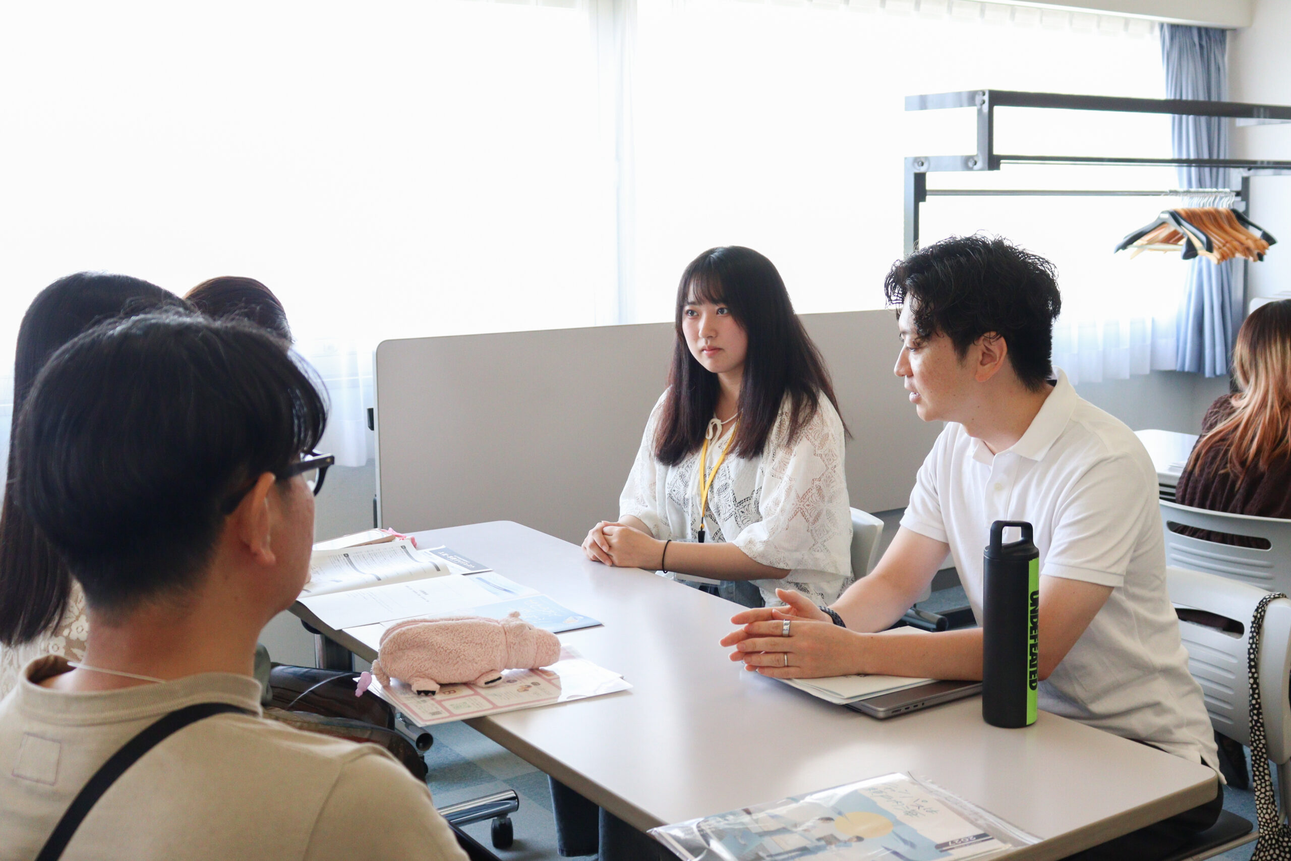 先輩や先生に直接質問！