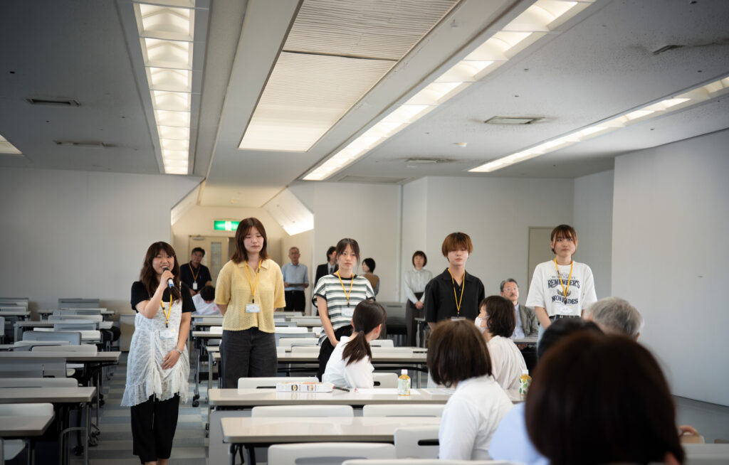 学生スタッフ紹介